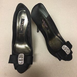 Nina Satin Pumps